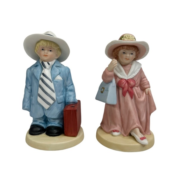 Vintage Homco #1488 Porcelain Bisque Kids Boy & Girl Playing Dress Up Figurines - Picture 1 of 9